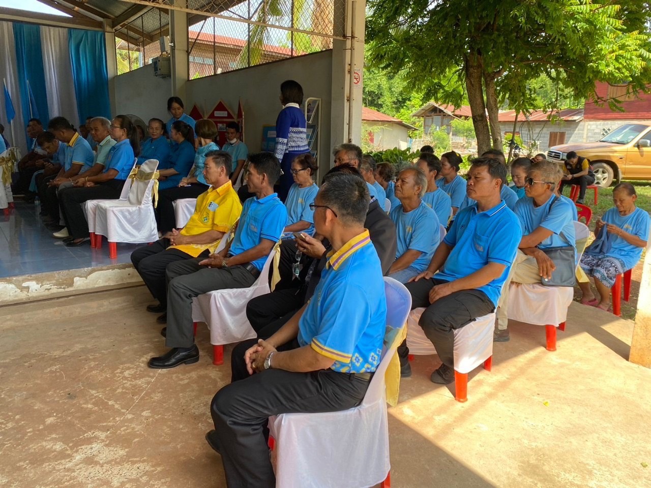 พช.ยโสธรดำเนินกิจกรรมพัฒนายกระดับหมู่บ้านกองทุนแม่ของแผ่นดินสู่การเป็นต้นแบบด้านการป้องกันและแก้ไขปัญหายาเสพติดกิจกรรมการประกวดหมู่บ้านกองทุนแม่ ของแผ่นดินดีเด่นระดับจังหวัด ประจำปีงบประมาณ พ.ศ. 2567 ณ พื้นที่อำเภอกุดชุมและอำเภอทรายมูล จังหวัดยโสธร