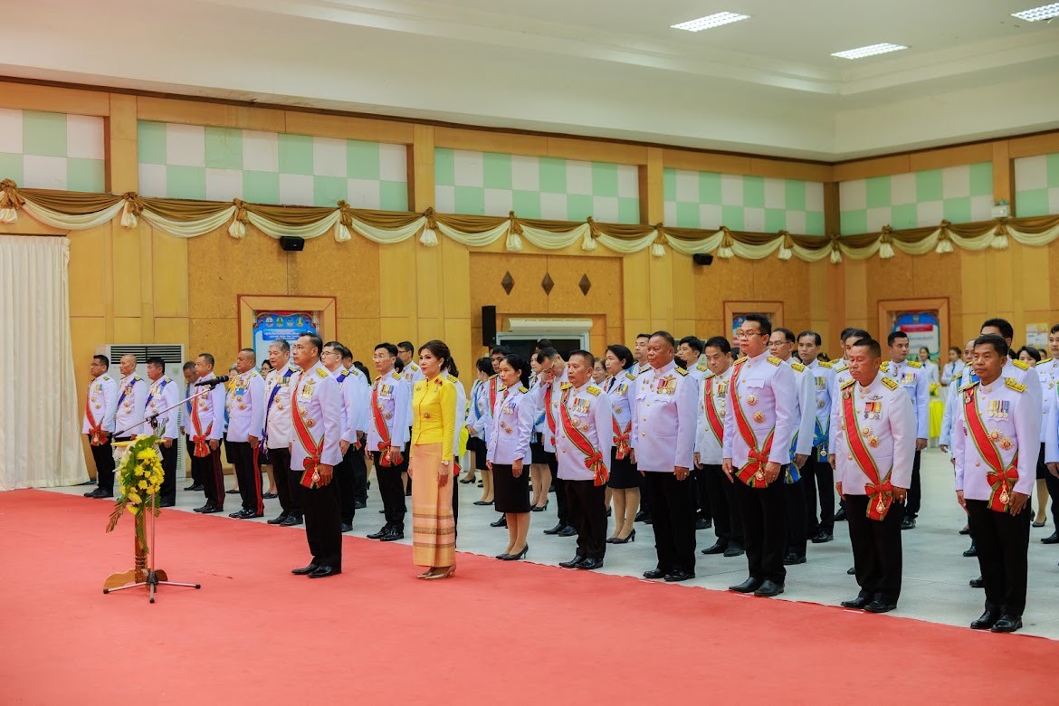 จังหวัดยโสธร จัดงานสโมสรสันนิบาตเฉลิมพระเกียรติพระบาทสมเด็จพระเจ้าอยู่หัว เนื่องในโอกาสพระราชพิธีมหามงคลเฉลิมพระชนมพรรษา 6 รอบ 28 กรกฎาคม 2567