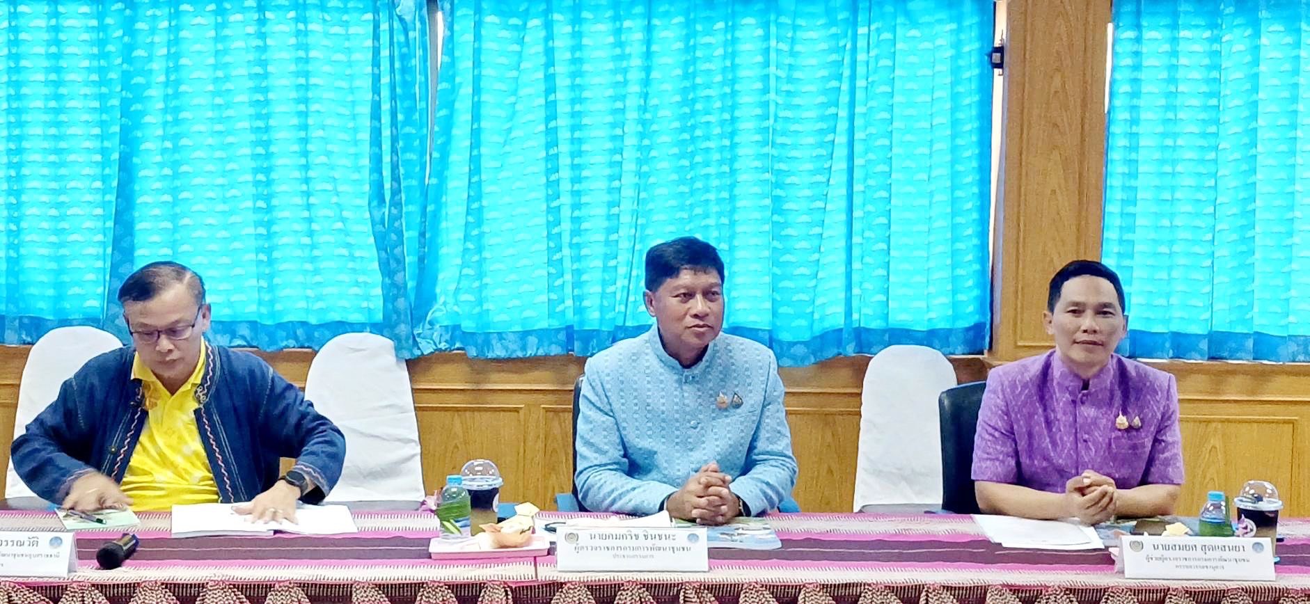 “ผู้ตรวจกรมการพัฒนาชุมชน (นายคมกริช ชินชนะ) ลงพื้นที่ตรวจประเมินการจัดตั้งศูนย์สารสนเทศตำบลต้นแบบเพื่อพัฒนาคุณภาพชีวิตตำบลบึงแก อำเภอมหาชนะชัย จังหวัดยโสธร”