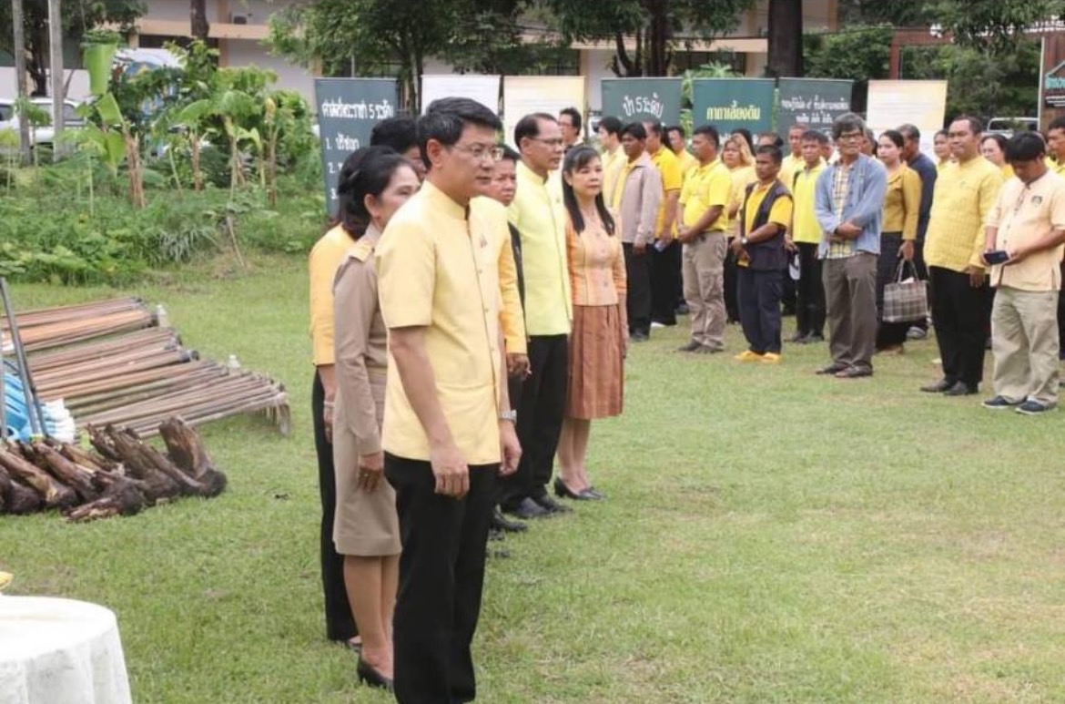 พช.ยโสธร: ร่วมพิธีเปิดป้ายกิจกรรม (Kick off) โครงการ โคก หนอง นา อารยเกษตร และมอบนโยบายการขับเคลื่อนการดําเนินงานพัฒนาชุมชน