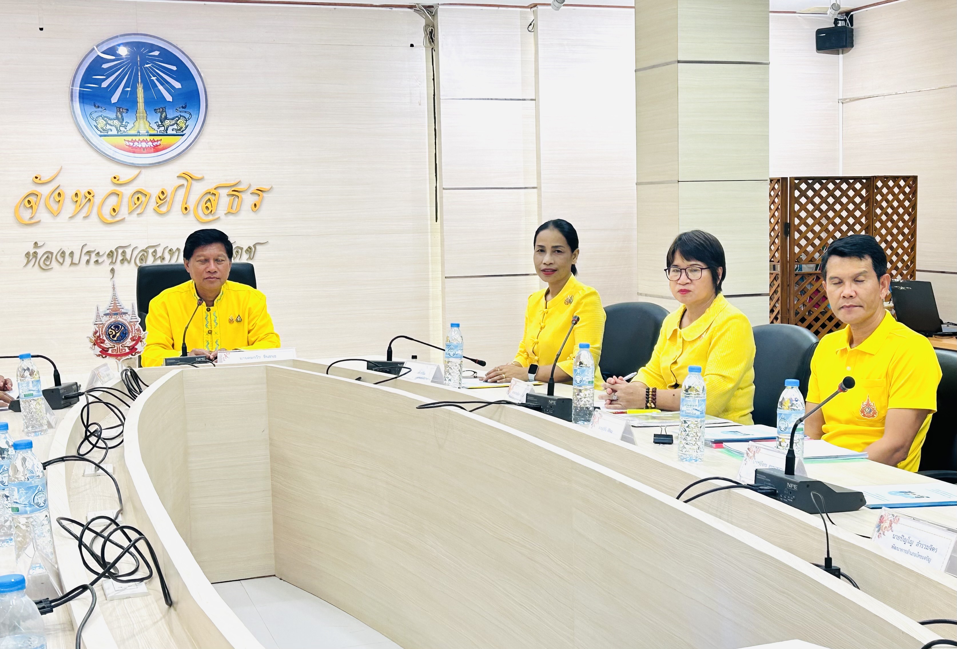 ผู้ตรวจราชการกรมการพัฒนาชุมชน ติดตามการขับเคลื่อนงานตามภารกิจสำคัญกรมการพัฒนาชุมชน สำนักงานพัฒนาชุมชนจังหวัดยโสธร