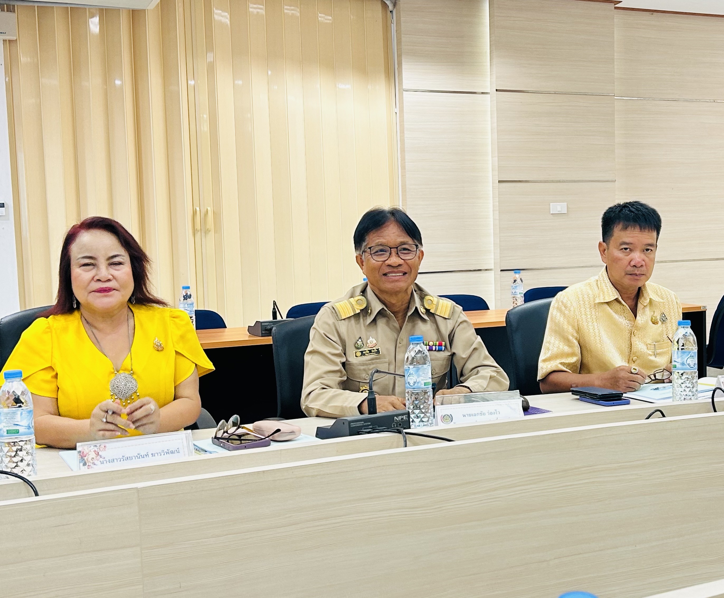 ผู้ตรวจราชการกรมการพัฒนาชุมชน ติดตามการขับเคลื่อนงานตามภารกิจสำคัญกรมการพัฒนาชุมชน สำนักงานพัฒนาชุมชนจังหวัดยโสธร