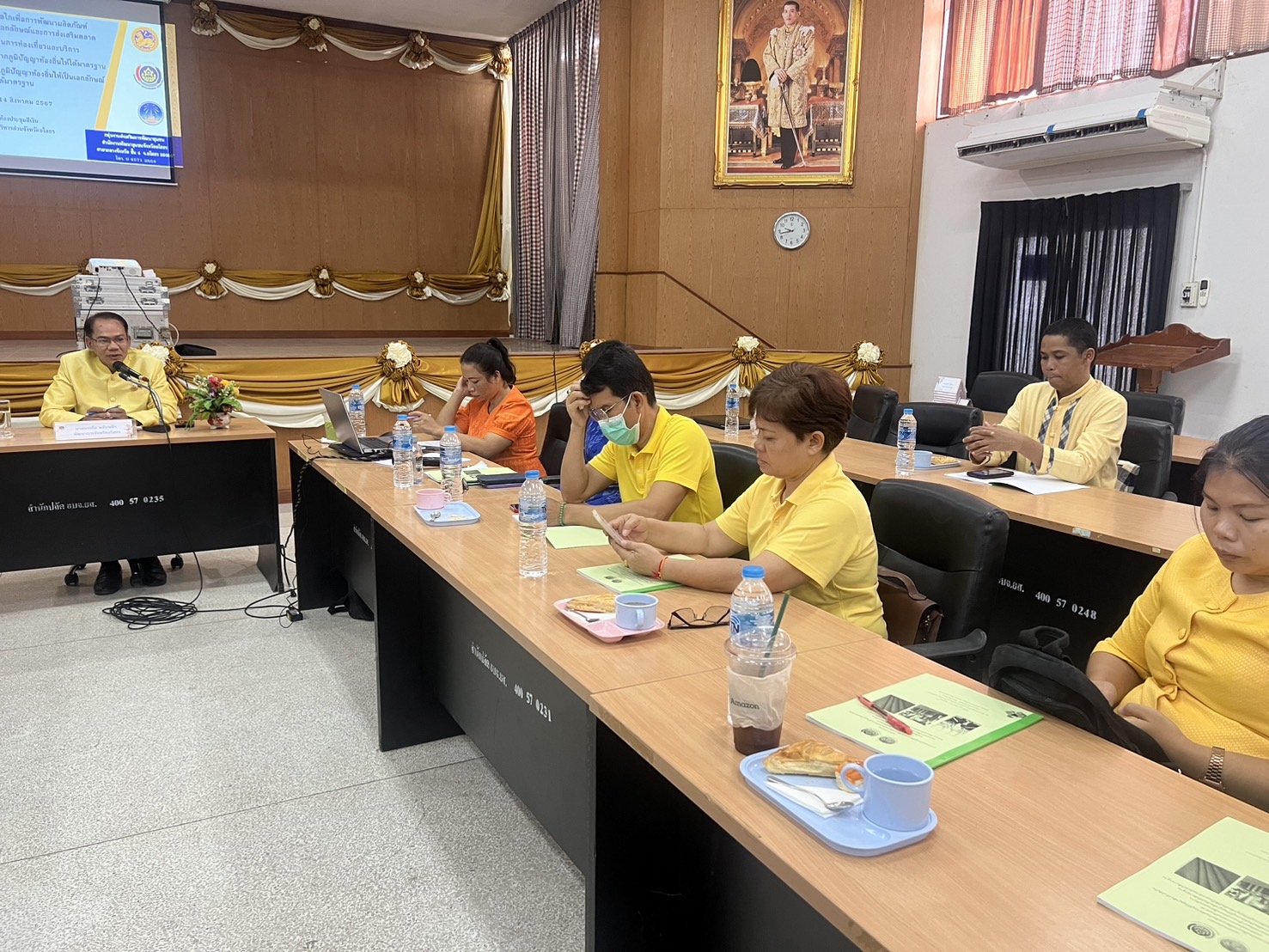 พช ยโสธรจัดประชุมเชิงปฏิบัติการกลไกเพื่อการพัฒนาผลิตภัณฑ์จากภูมิปัญญาท้องถิ่นให้เป็นเอกลักษณ์ได้มาตรฐาน และการส่งเสริมตลาด โครงการภายใต้แผนปฏิบัติราชการประจำปีของจังหวัดยโสธร ปีงบประมาณ พ.ศ. 2567