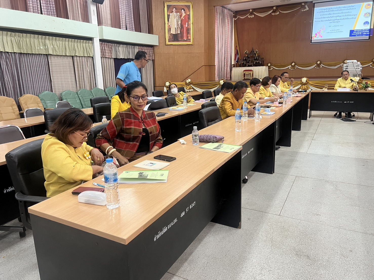 พช ยโสธรจัดประชุมเชิงปฏิบัติการกลไกเพื่อการพัฒนาผลิตภัณฑ์จากภูมิปัญญาท้องถิ่นให้เป็นเอกลักษณ์ได้มาตรฐาน และการส่งเสริมตลาด โครงการภายใต้แผนปฏิบัติราชการประจำปีของจังหวัดยโสธร ปีงบประมาณ พ.ศ. 2567