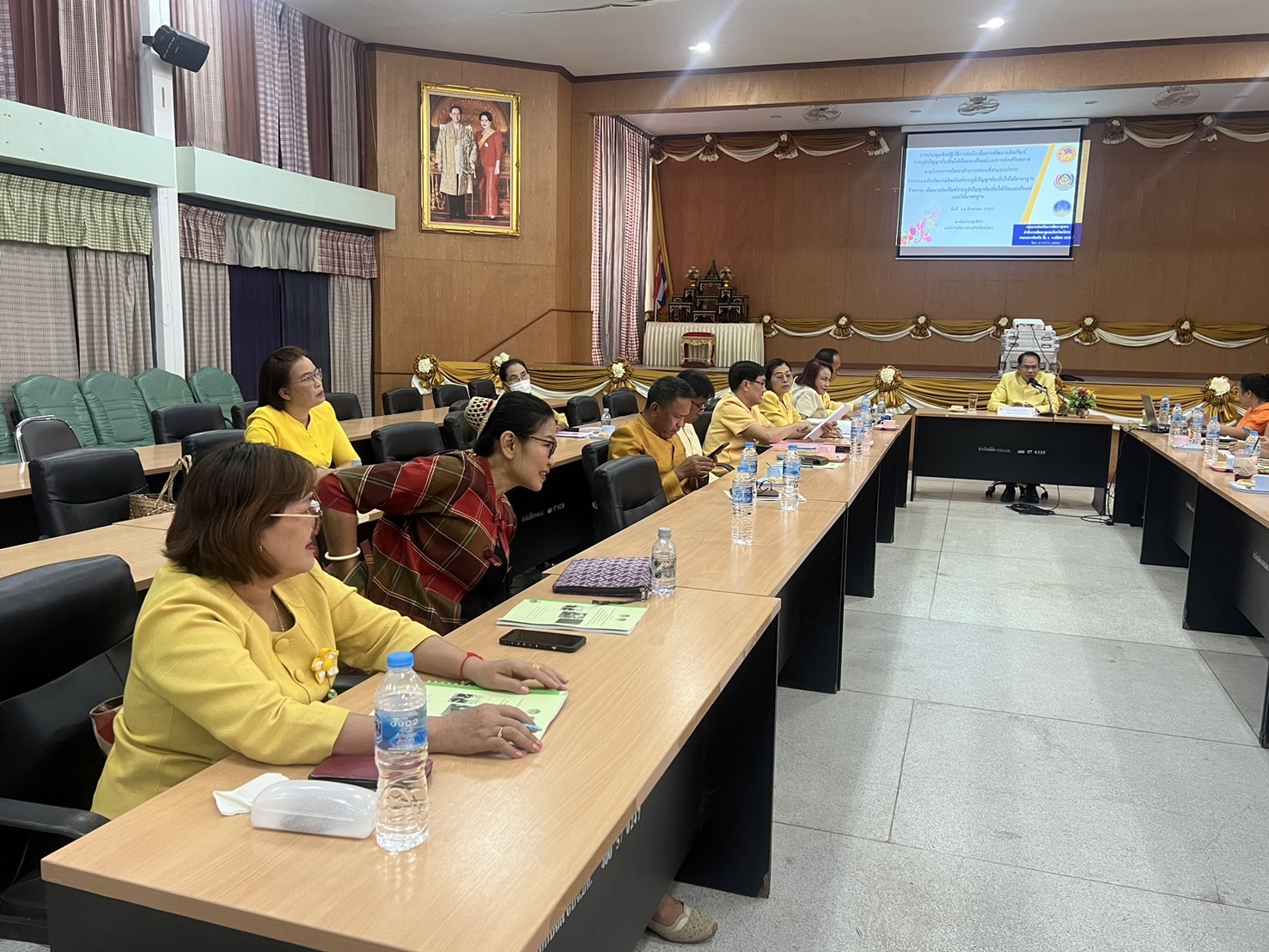 พช ยโสธรจัดประชุมเชิงปฏิบัติการกลไกเพื่อการพัฒนาผลิตภัณฑ์จากภูมิปัญญาท้องถิ่นให้เป็นเอกลักษณ์ได้มาตรฐาน และการส่งเสริมตลาด โครงการภายใต้แผนปฏิบัติราชการประจำปีของจังหวัดยโสธร ปีงบประมาณ พ.ศ. 2567