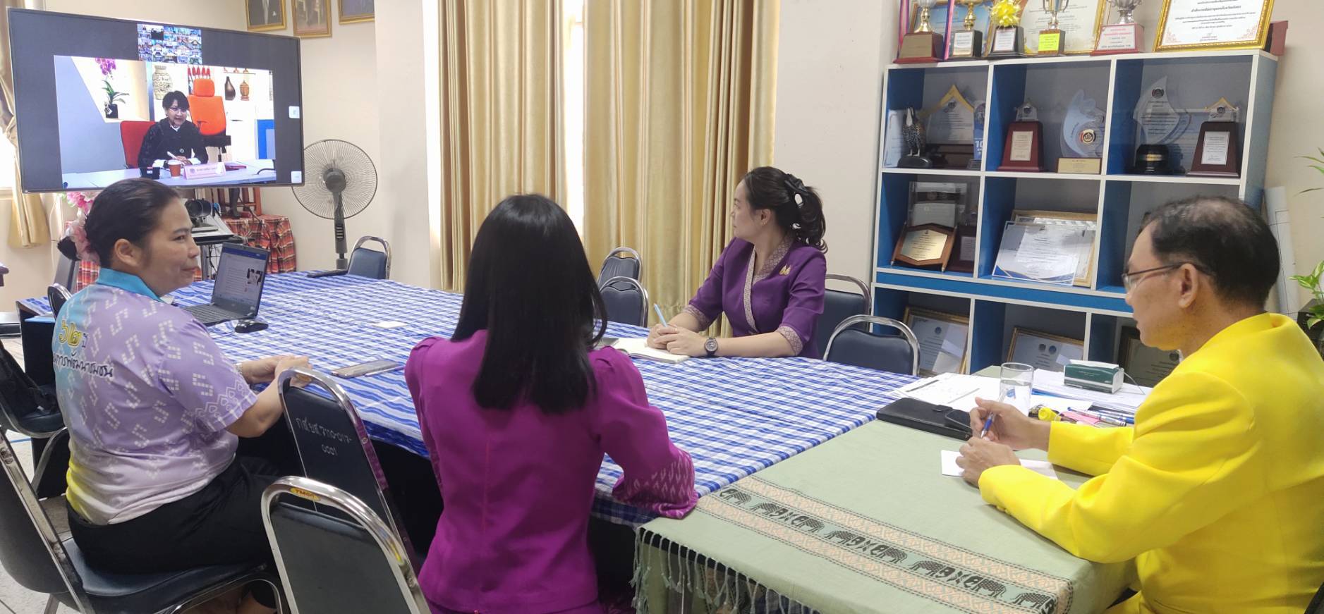 พช ยโสธร🛞    เข้าร่วมฝึกอบรมให้ความรู้พื้นฐานและการใช้งานเกี่ยวกับระบบประชุมทางไกลผ่านอินเทอร์เน็ต ผ่านระบบการประชุมวีดิทัศน์ทางไกล (Video Conference)