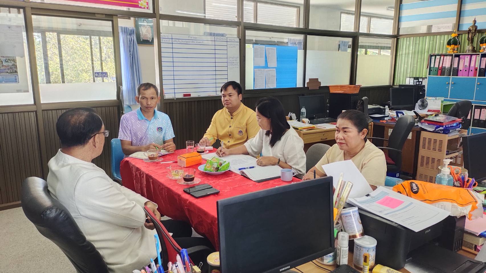 นายบรรลือ พลับพลึง พัฒนาการจังหวัดยโสธร นิเทศ ติดตาม การขับเคลื่อนดำเนินงานพัฒนาชุมชน ประจำปีงบประมาณ พ.ศ. 2568