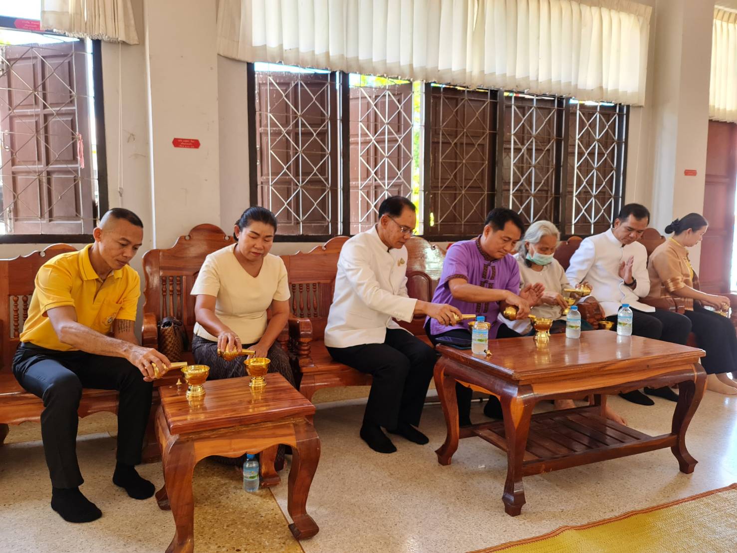 พช.ยโสธร นายบรรลือ พลับพลึง พัฒนาการจังหวัดยโสธร เป็นประธานถวายภัตตาหารเพลและน้ำปานะ