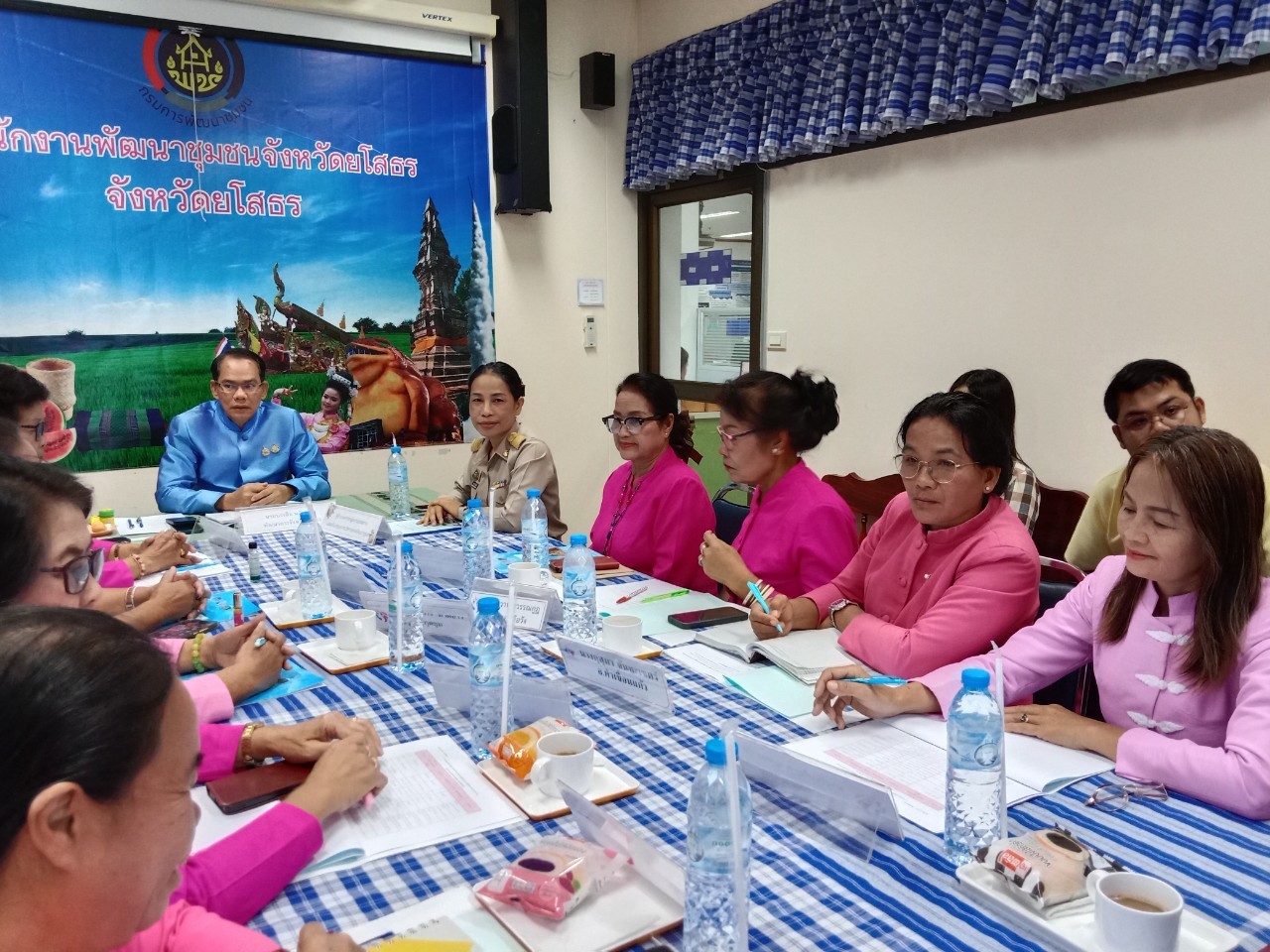 พช.ยโสธร ประชุมตัวแทนคณะทำงานขับเคลื่อนกองทุนพัฒนาบทบาทสตรี/เทศบาล  เพื่อกำหนดทิศทางในการดำเนินงานกองทุนพัฒนาบทบาทสตรี ประจำปี พ.ศ. 2568