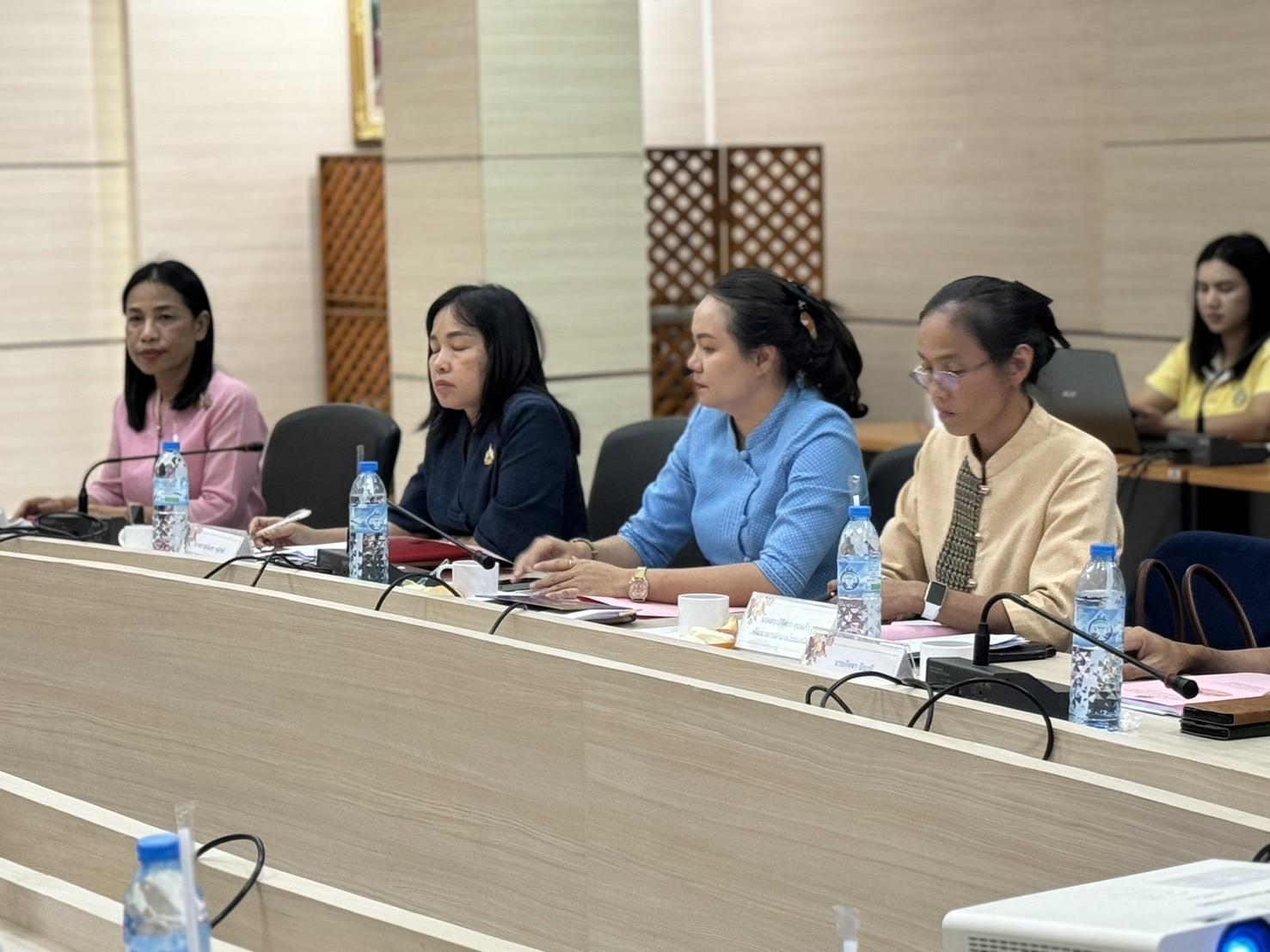 พช.ยโสธร..ประชุมวางแผนการขับเคลื่อนงานพัฒนาชุมชน ประจำปีงบประมาณ พ.ศ. 2568 ประจำเดือนพฤศจิกายน 2567