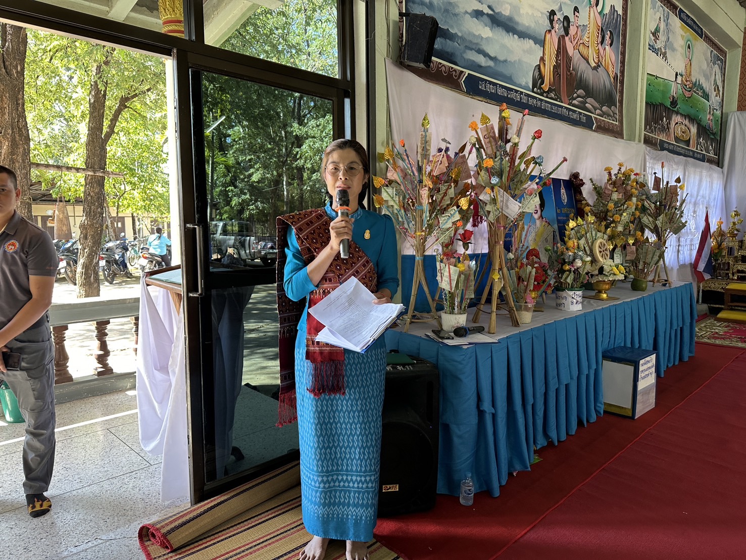 พช.ยโสธร พิธีทอดผ้าป่าสามัคคี กองทุนศรัทธา เพื่อสมทบกองทุนแม่ของแผ่นดินบ้านพรสวรรค์ หมู่ 11 ตำบลสามแยก