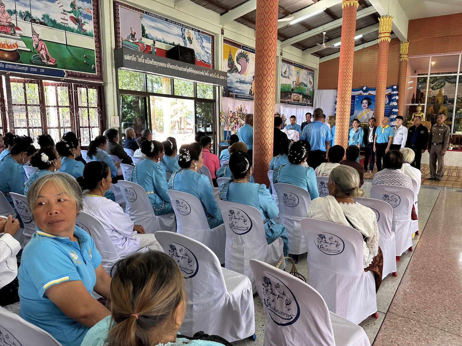 พช.ยโสธร พิธีทอดผ้าป่าสามัคคี กองทุนศรัทธา เพื่อสมทบกองทุนแม่ของแผ่นดินบ้านพรสวรรค์ หมู่ 11 ตำบลสามแยก