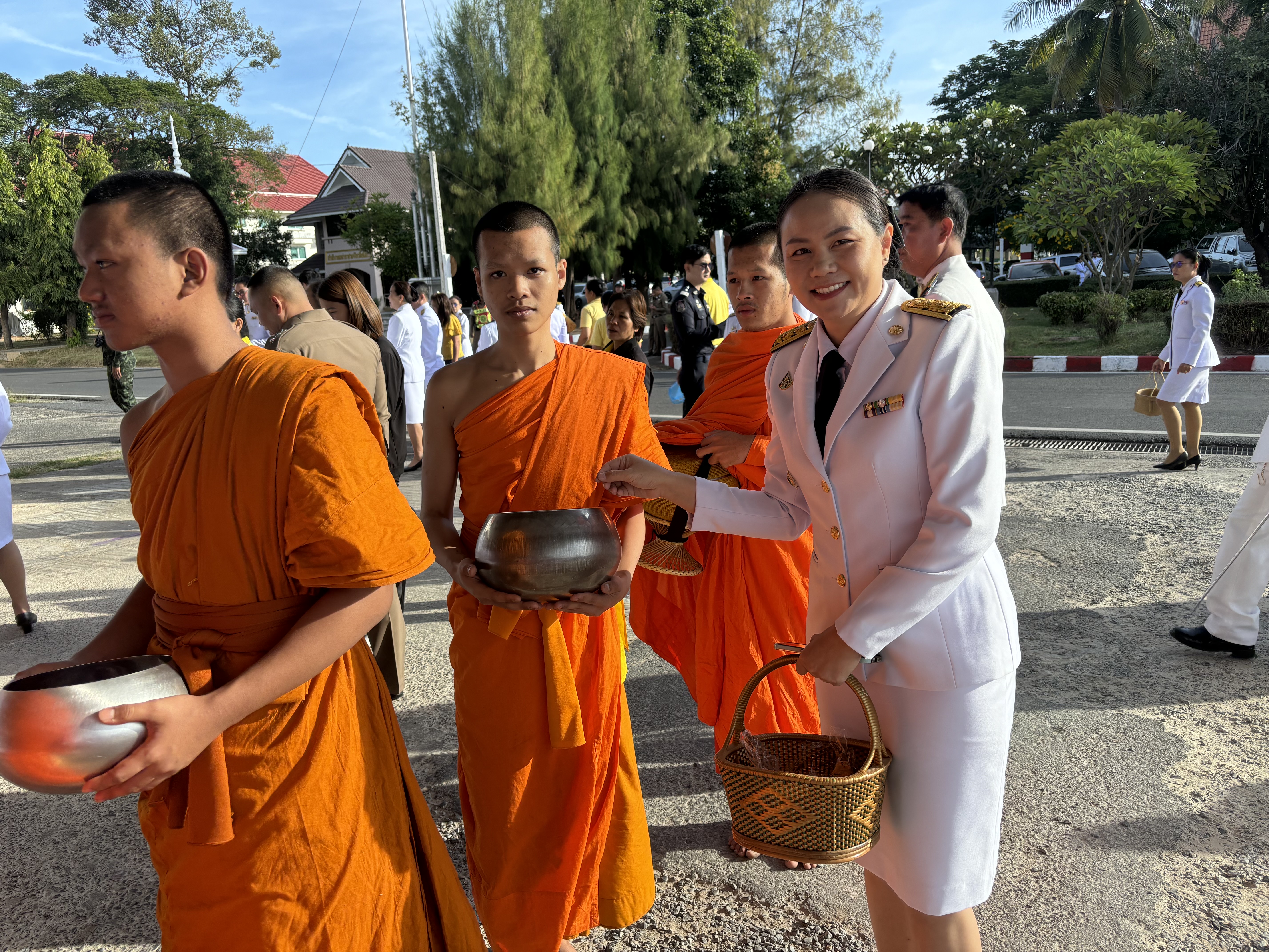 🌼พช ยโสธร🌼 เข้าร่วมกิจกรรมเนื่องในวันคล้ายวันพระบรมราชสมภพ พระบาทสมเด็จพระบรมชนกาธิเบศร มหาภูมิพลอดุลยเดชมหาราช บรมนาถบพิตรวันชาติ และวันพ่อแห่งชาติ 5 ธันวาคม