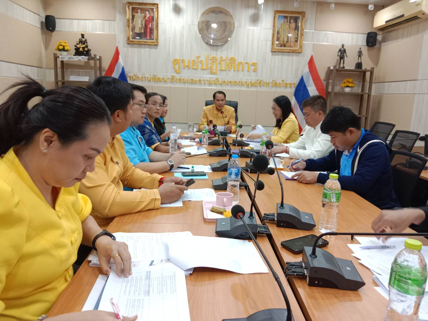 ☘️พช.ยโสธร☘️ ประชุมคณะทำงานพิจารณาจัดทำข้อตกลงการปฏิบัติราชการและผลการปฏิบัติราชการ ของข้าราชการสังกัดสำนักงานพัฒนาชุมชนจังหวัดยโสธร รอบการประเมินที่ 1 ประจำปีงบประมาณ พ.ศ 2568 (1 ตุลาคม 2567 ถึง 31 มีนาคม 2568)