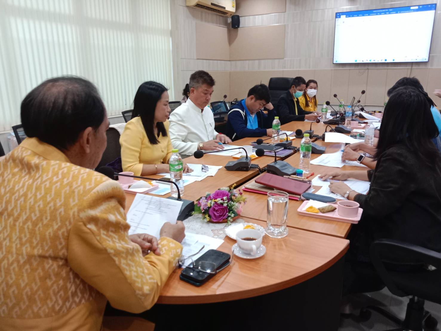 ☘️พช.ยโสธร☘️ ประชุมคณะทำงานพิจารณาจัดทำข้อตกลงการปฏิบัติราชการและผลการปฏิบัติราชการ ของข้าราชการสังกัดสำนักงานพัฒนาชุมชนจังหวัดยโสธร รอบการประเมินที่ 1 ประจำปีงบประมาณ พ.ศ 2568 (1 ตุลาคม 2567 ถึง 31 มีนาคม 2568)