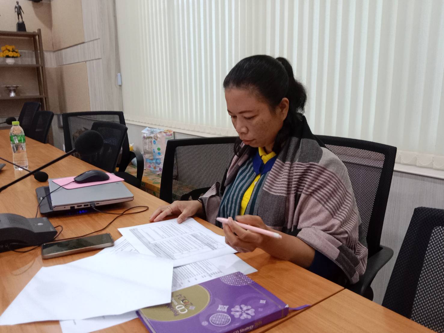 ☘️พช.ยโสธร☘️ ประชุมคณะทำงานพิจารณาจัดทำข้อตกลงการปฏิบัติราชการและผลการปฏิบัติราชการ ของข้าราชการสังกัดสำนักงานพัฒนาชุมชนจังหวัดยโสธร รอบการประเมินที่ 1 ประจำปีงบประมาณ พ.ศ 2568 (1 ตุลาคม 2567 ถึง 31 มีนาคม 2568)