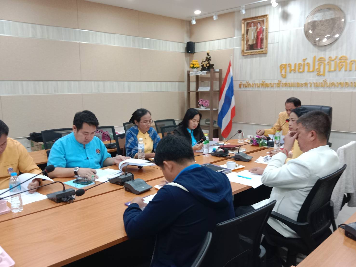 ☘️พช.ยโสธร☘️ ประชุมคณะทำงานพิจารณาจัดทำข้อตกลงการปฏิบัติราชการและผลการปฏิบัติราชการ ของข้าราชการสังกัดสำนักงานพัฒนาชุมชนจังหวัดยโสธร รอบการประเมินที่ 1 ประจำปีงบประมาณ พ.ศ 2568 (1 ตุลาคม 2567 ถึง 31 มีนาคม 2568)