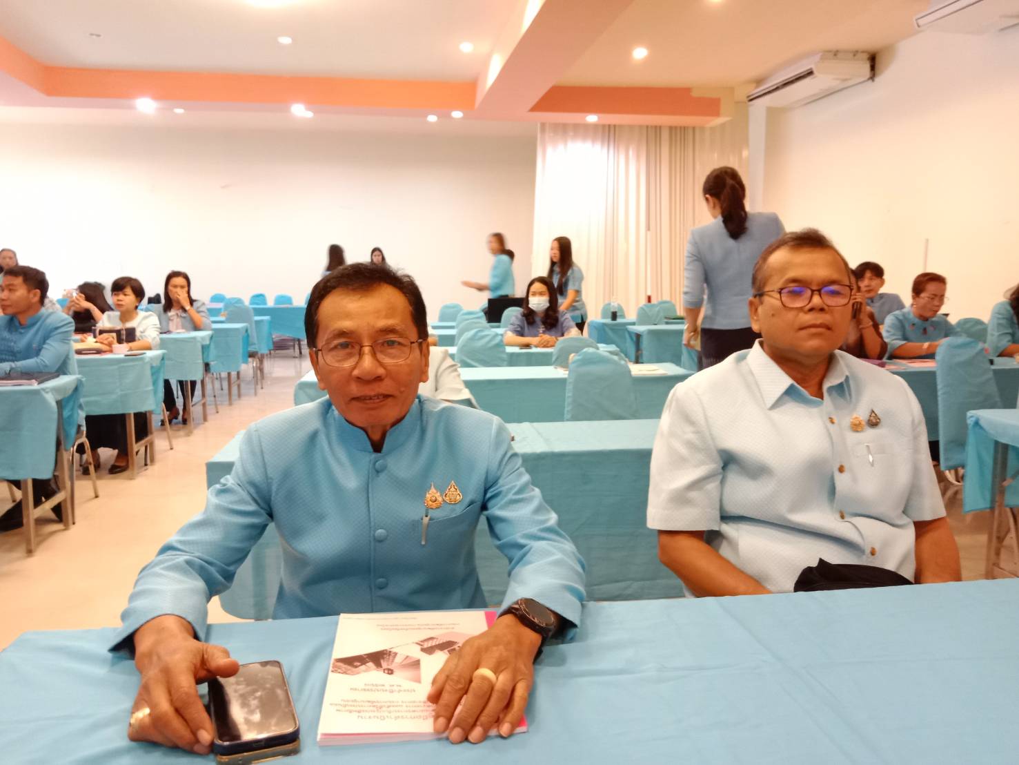 🔵 นายบรรลือ พลับพลึง พัฒนาการจังหวัดยโสธร มอบนโยบายการดำเนินงานตามตัวชี้วัดตามมาตรการปรับปรุงประสิทธิภาพในการปฏิบัติราชการและตัวชี้วัดการประเมินผลการปฏิบัติราชการกรมการพัฒนาชุมชนประจำปี 2568