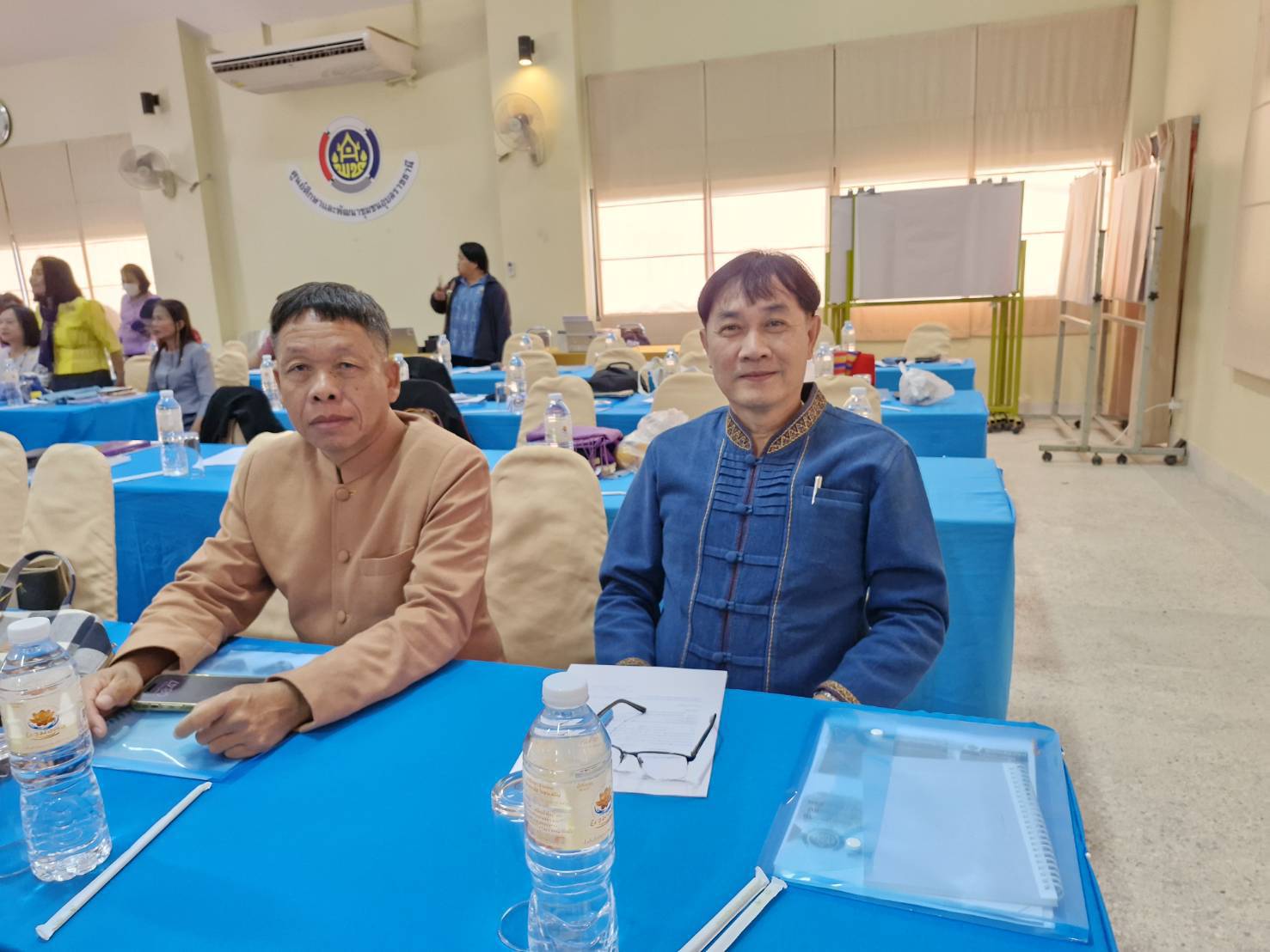 🏃พชโสธร🧑‍🤝‍🧑 เข้าร่วมโครงการสนับสนุนการขับเคลื่อนนโยบายสู่การปฏิบัติ ประจำปี 2568 กิจกรรมที่ 1 ประชุมมอบนโยบายและแนวทางการดำเนินงานพัฒนาชุมชนประจำปีงบประมาณ พ.ศ 2568