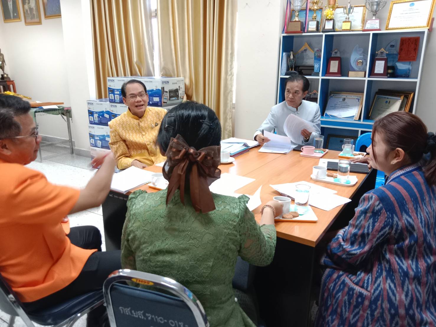 🍀พช.ยโสธร🍀 ร่วมกับหน่วยงานภาคีเครือข่าย เสวนาการใช้ประโยชน์จากข้อมูลจปฐปี 2568 โดยการบันทึกเทปรายการวิทยุเพื่อใช้ประชาสัมพันธ์ในการจัดเก็บข้อมูล จปฐ. ปี 2568