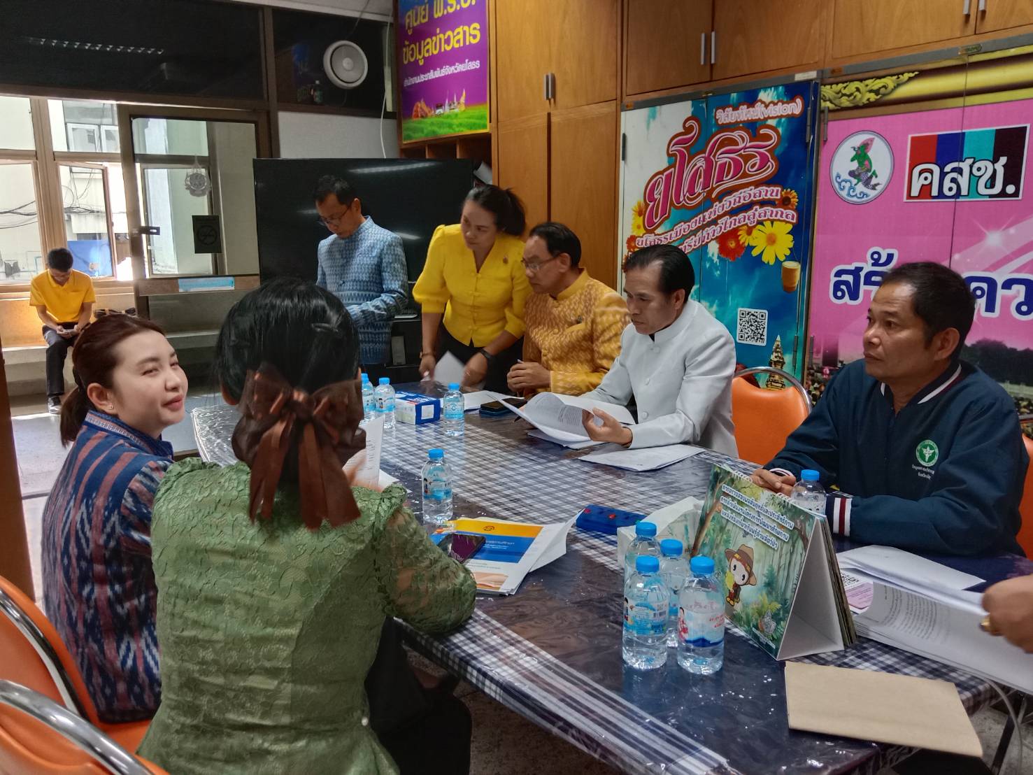 🍀พช.ยโสธร🍀 ร่วมกับหน่วยงานภาคีเครือข่าย เสวนาการใช้ประโยชน์จากข้อมูลจปฐปี 2568 โดยการบันทึกเทปรายการวิทยุเพื่อใช้ประชาสัมพันธ์ในการจัดเก็บข้อมูล จปฐ. ปี 2568