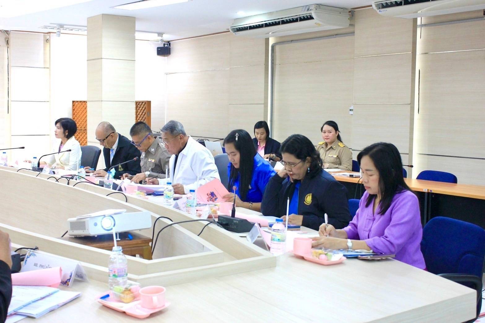 พช.ยโสธร 🏃🏃 เข้าร่วมประชุมคณะกรรมการคุ้มครองเด็กจังหวัดยโสธรครั้งที่ 1/2568