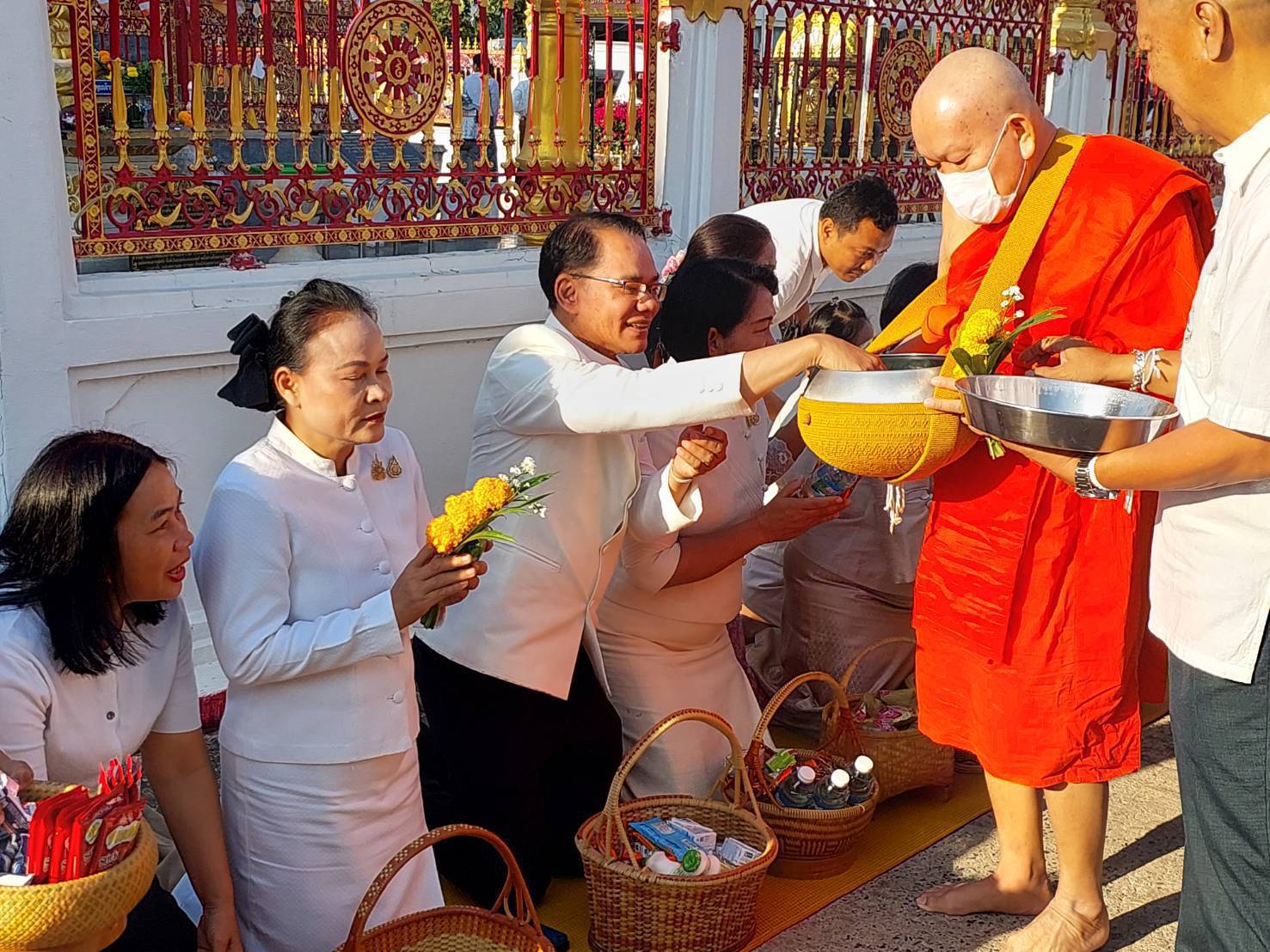 🧖พช.ยโสธร🧖 ร่วมกิจกรรมส่งเสริมพระพุทธศาสนา เนื่องในเทศกาลวันมาฆบูชา 2568