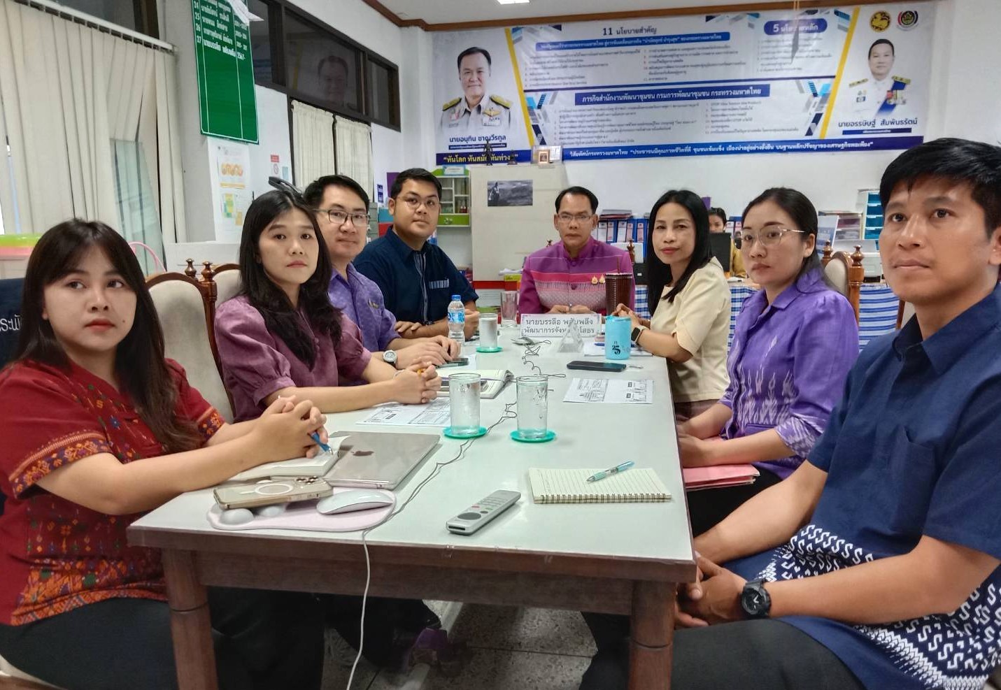 พช.ยโสธร  ประชุมชี้แจง เร่งรัด กำกับ ติดตาม การดำเนินงานกองทุนพัฒนาบทบาทสตรี ผ่านระบบวีดีทัศน์ทางไกล (Video Conference)