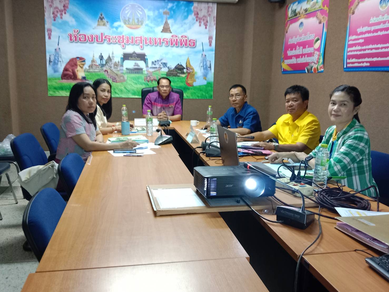 พช.ยโสธร  ประชุมการคัดเลือกกิจกรรมกลุ่มออมทรัพย์เพื่อการผลิตดีเด่น ระดับจังหวัด กับโครงการมหกรรมการออม 51 ปี ทุนชุมชนขับเคลื่อนเศรษฐกิจฐานราก ประจำปี 2568