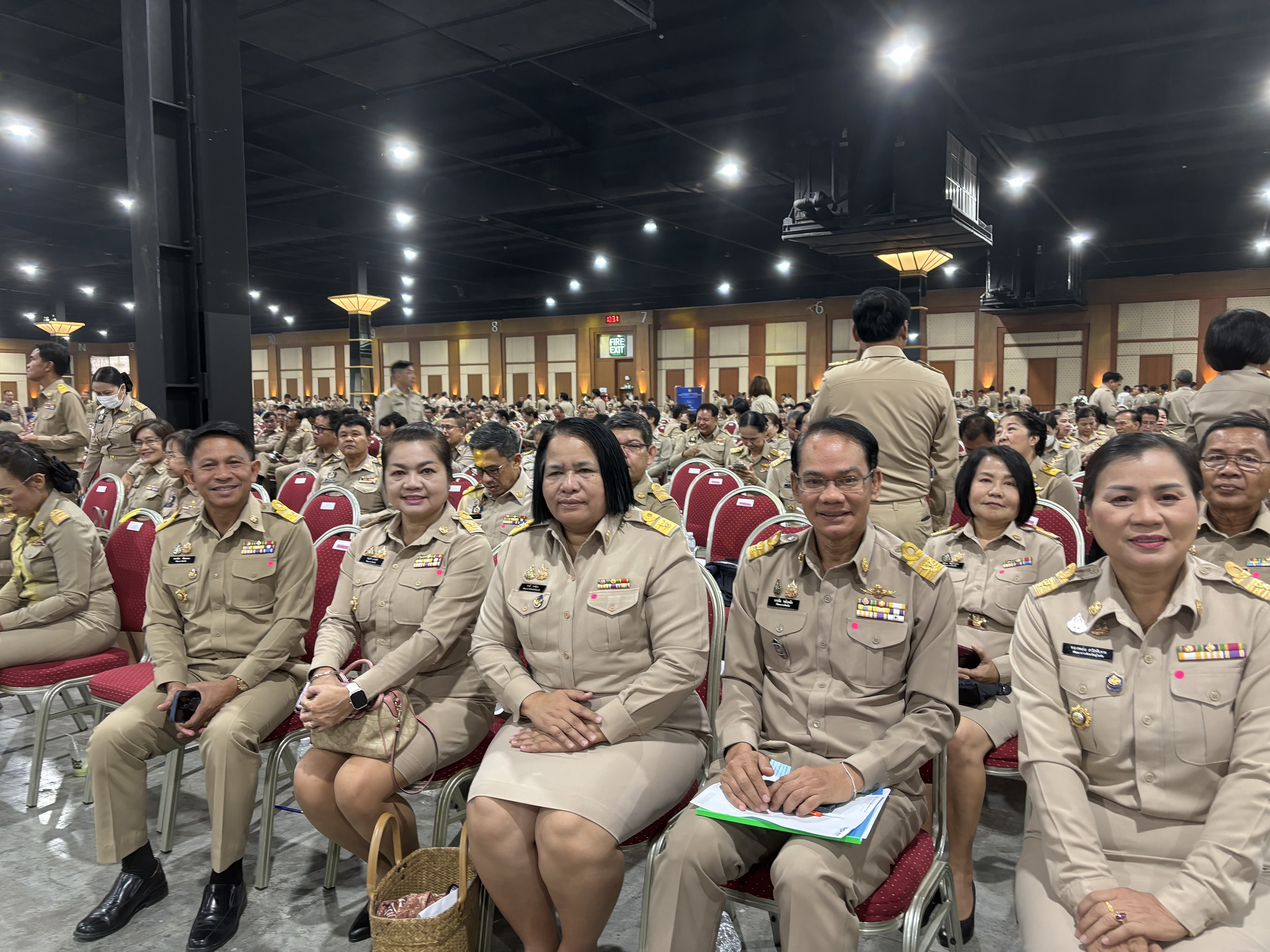 🍉พช.ยโสธร🍉 เข้าร่วมประชุมมอบนโยบายการขับเคลื่อน​และแก้ไขปัญหายาเสพติด​ กกระทรวงมหาดไทย  โดย นายอนุทิน ชาญวีรกูล รองนายกรัฐมนตรีและรัฐมนตรีว่าการกระทรวงมหาดไทย