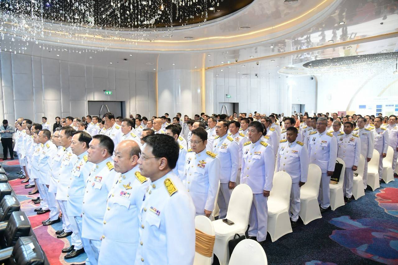 จังหวัดยโสธร ร่วมพิธีมอบลายผ้าพระราชทาน “ผ้าลายสิริราชพัสตราภรณ์”