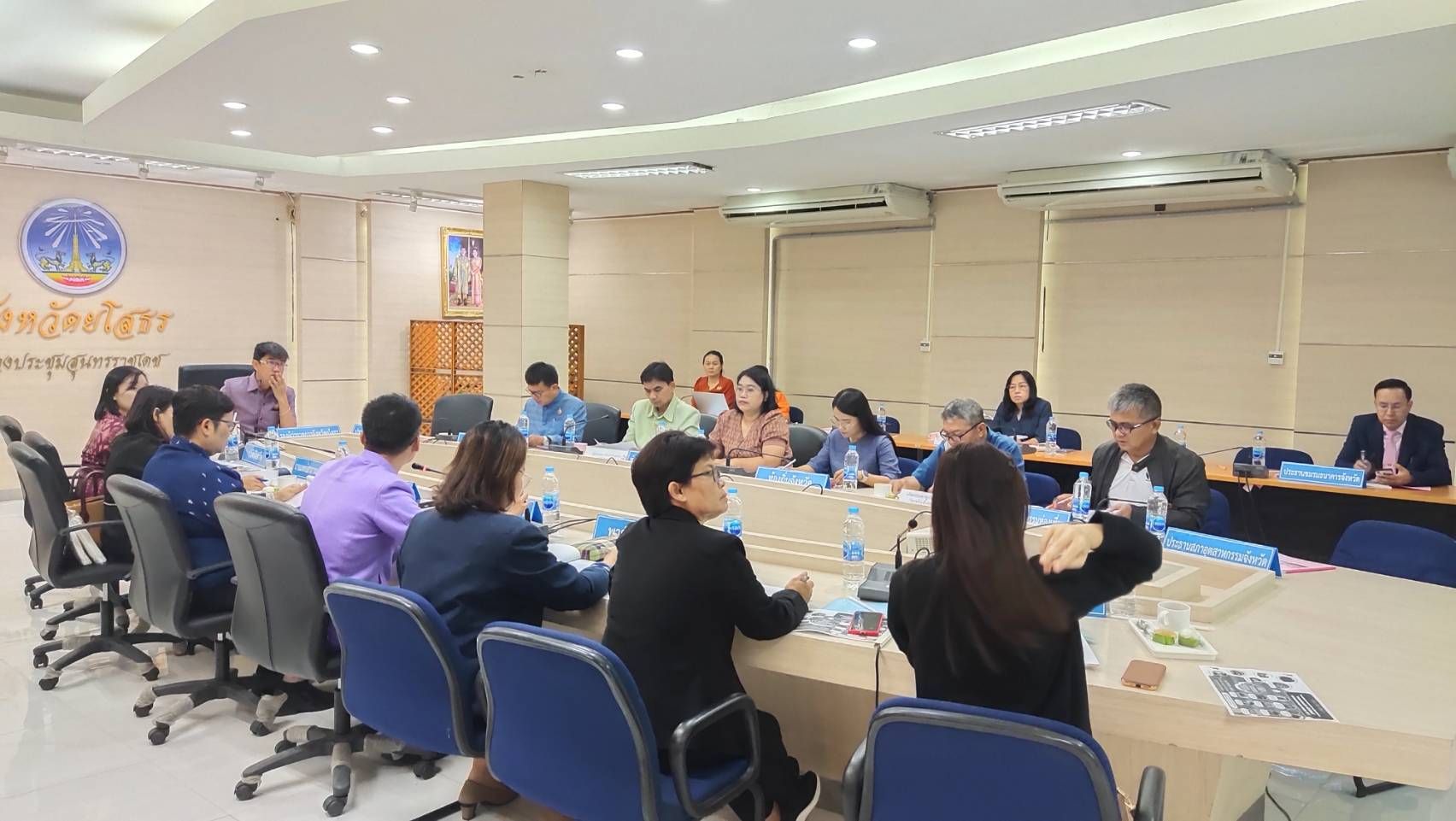 พช.ยโสธร จัดประชุมคณะทำงานด้านการพัฒนาเศรษฐกิจฐานรากและประชารัฐ (E3) จังหวัดยโสธร