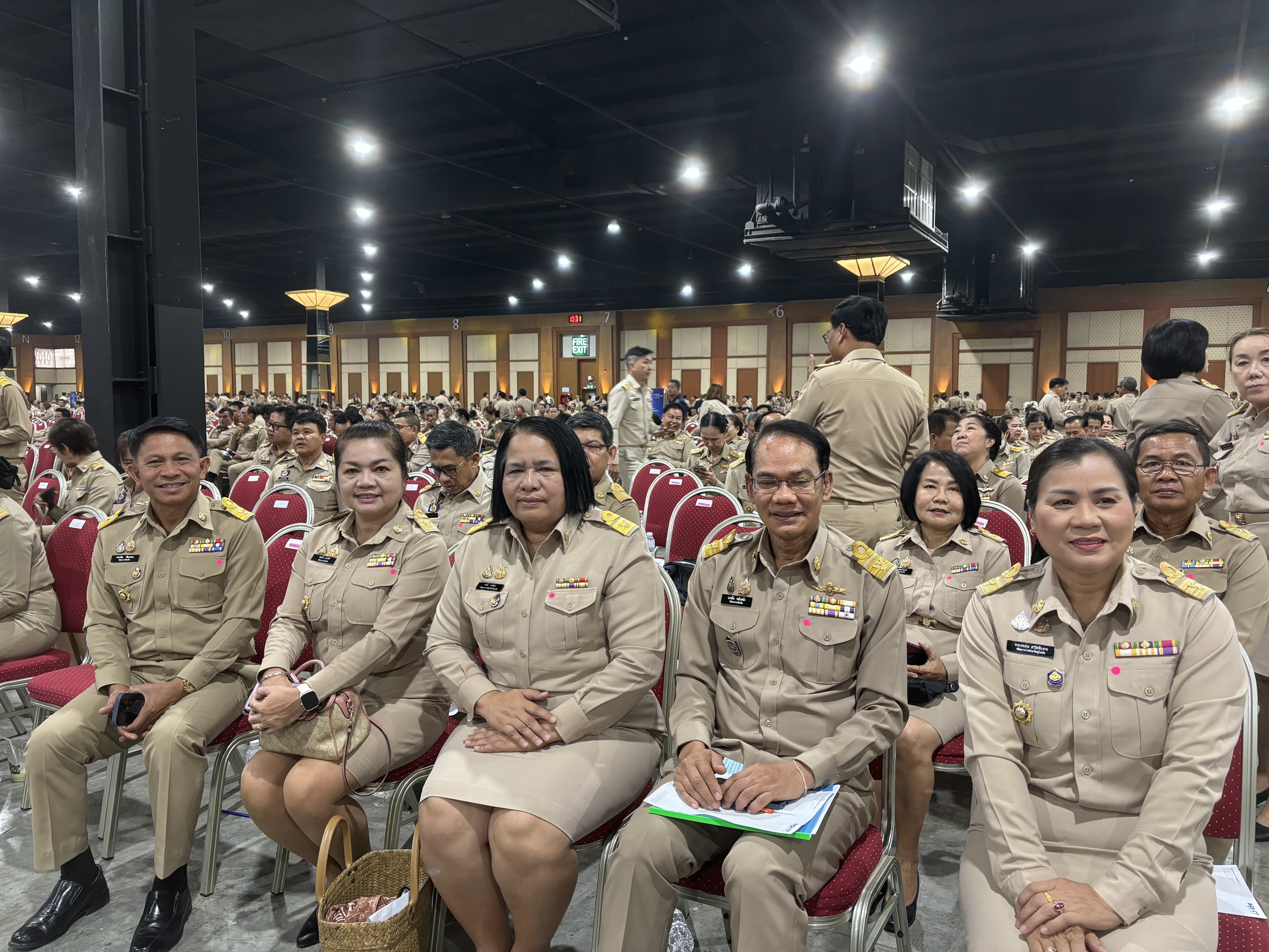 🍉พช.ยโสธร🍉 เข้าร่วมประชุมมอบนโยบายการขับเคลื่อน​และแก้ไขปัญหายาเสพติด​ กกระทรวงมหาดไทย  โดย นายอนุทิน ชาญวีรกูล รองนายกรัฐมนตรีและรัฐมนตรีว่าการกระทรวงมหาดไทย