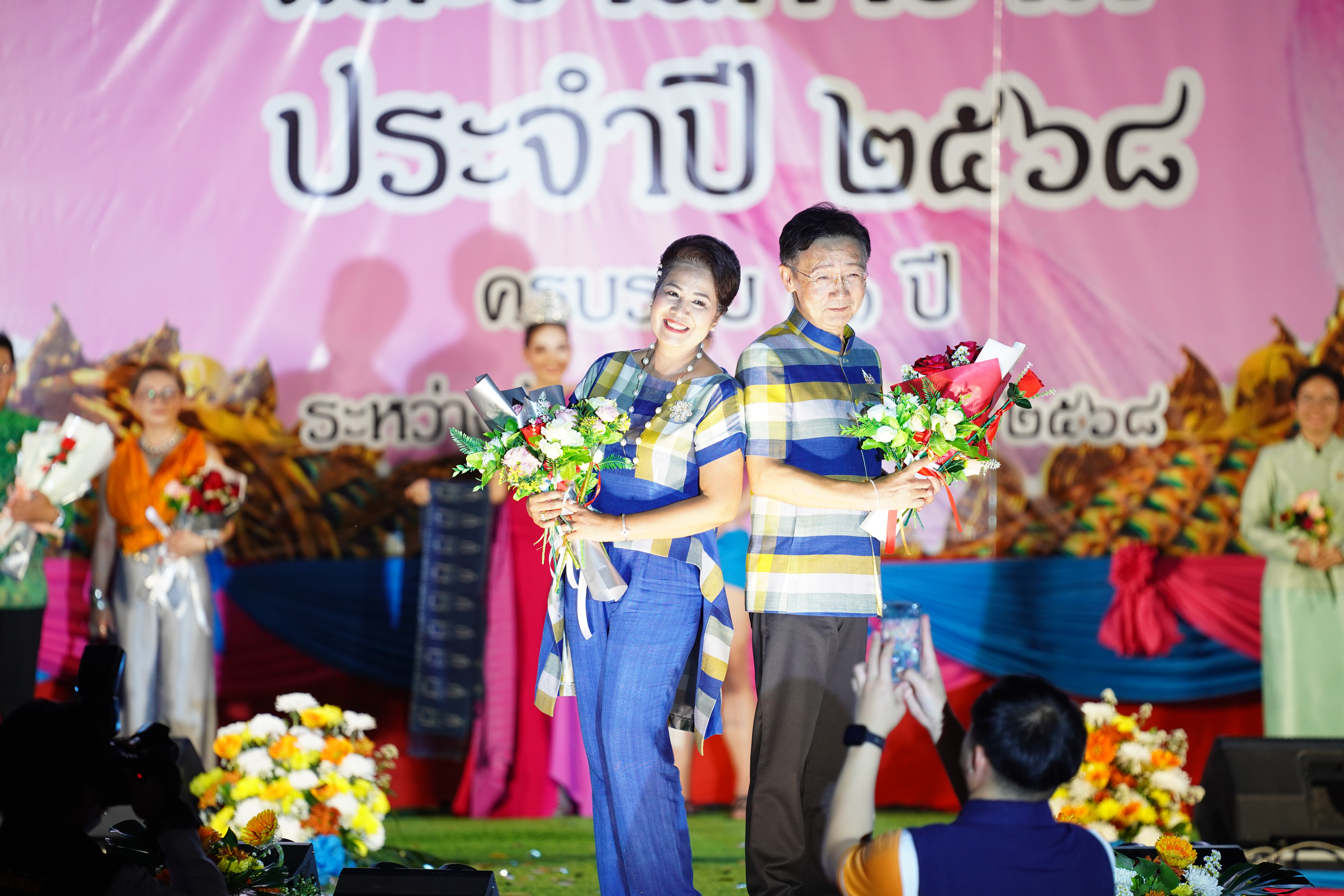 #พช.ยโสธร จัดกิจกรรมเดินแบบผ้าไทย สืบสาน รักษา ต่อยอด ผ้าไทยพื้นเมือง สร้างรายได้สู่ชุมชน