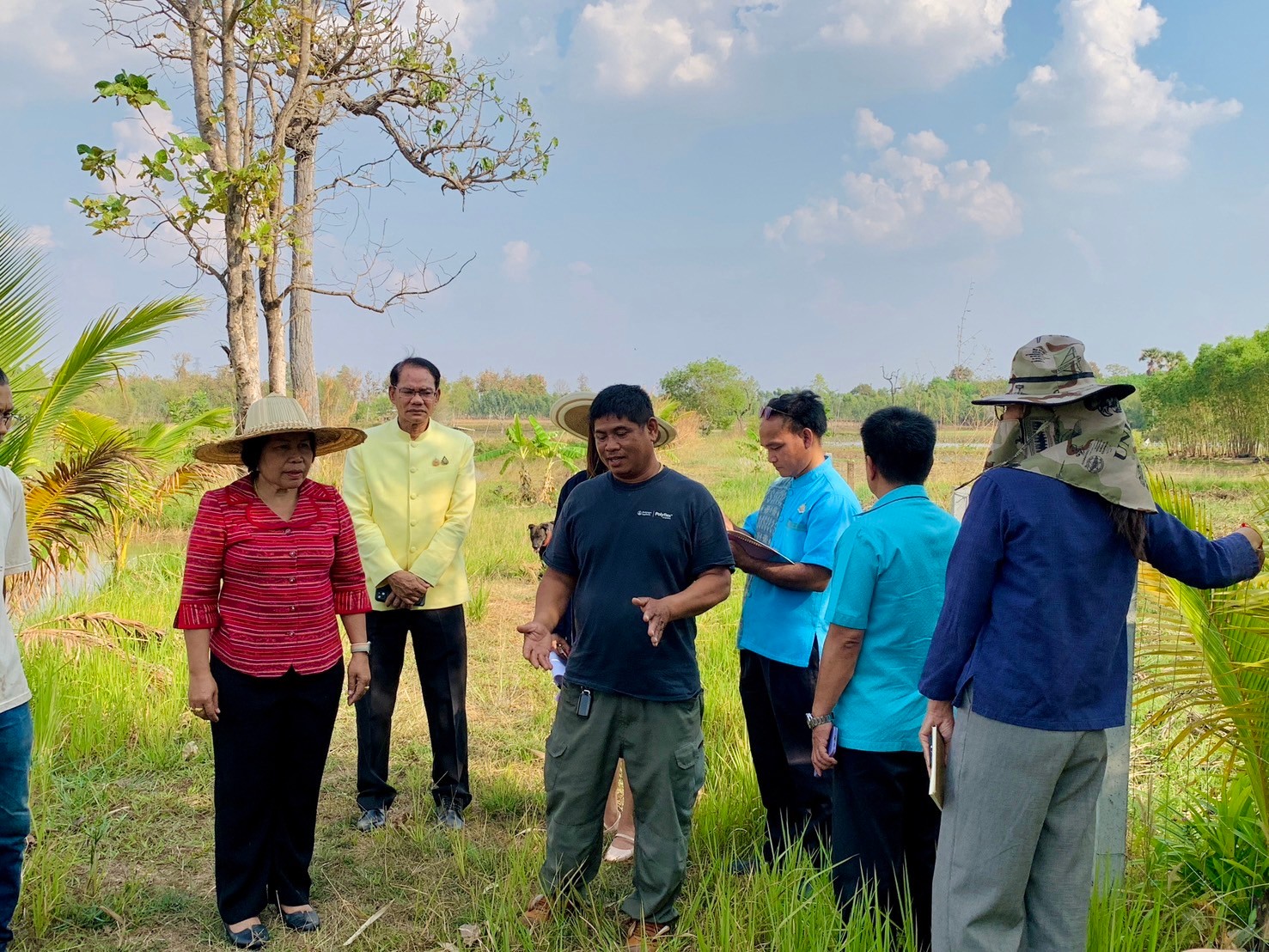 พช.ยโสธร ตรวจ ติดตาม การเร่งรัดดำเนินการบริหารงบประมาณรายจ่ายโครงการพัฒนาหมู่บ้านเศรษฐกิจพอเพียง กิจกรรมพัฒนาศูนย์เรียนรู้การพัฒนาคุณภาพชีวิตตามหลักทฤษฎีใหม่ประยุกต์สู่ “โคก หนอง นา” ปีงบประมาณ พ.ศ.2567