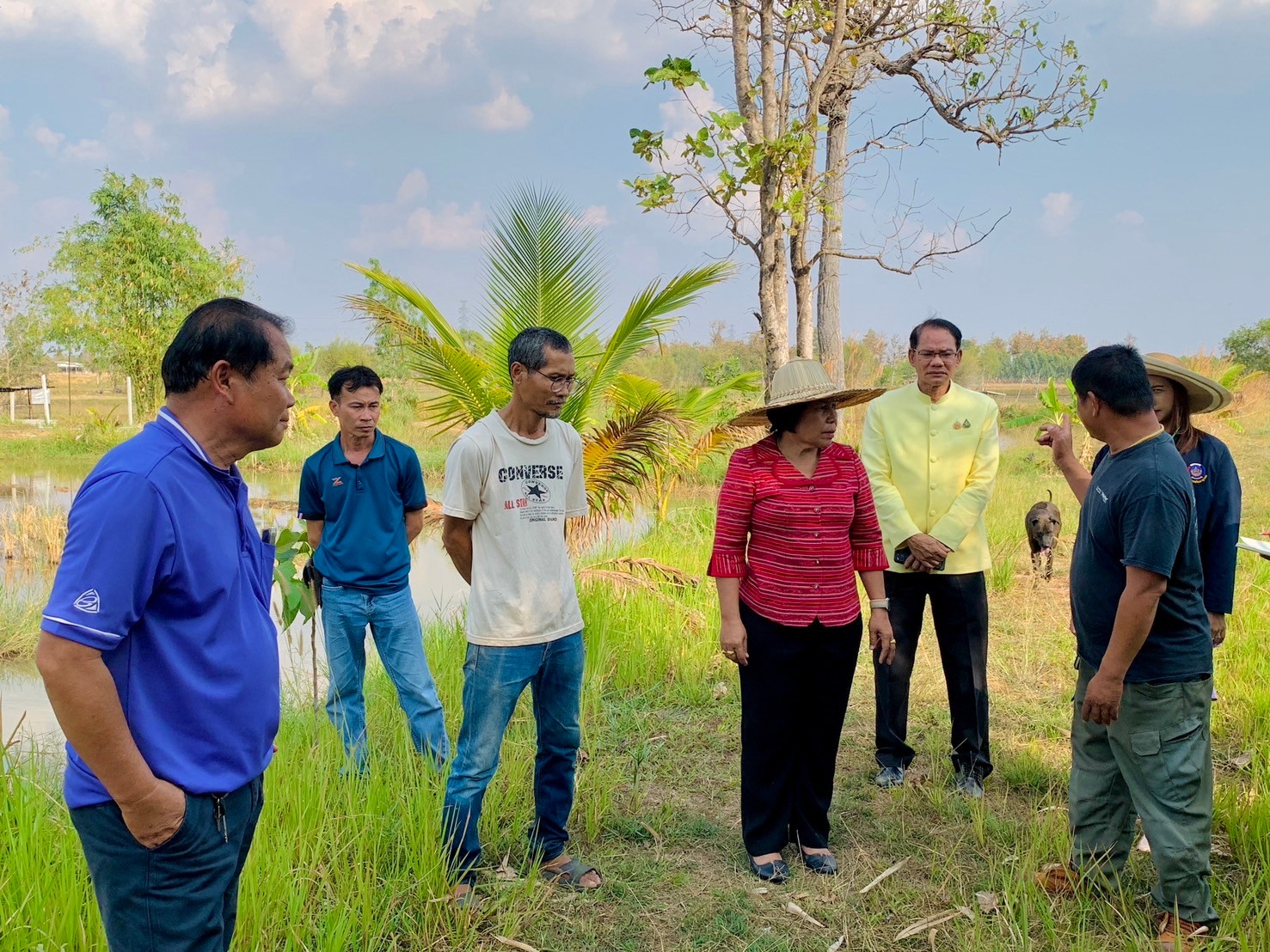 พช.ยโสธร ตรวจ ติดตาม การเร่งรัดดำเนินการบริหารงบประมาณรายจ่ายโครงการพัฒนาหมู่บ้านเศรษฐกิจพอเพียง กิจกรรมพัฒนาศูนย์เรียนรู้การพัฒนาคุณภาพชีวิตตามหลักทฤษฎีใหม่ประยุกต์สู่ “โคก หนอง นา” ปีงบประมาณ พ.ศ.2567