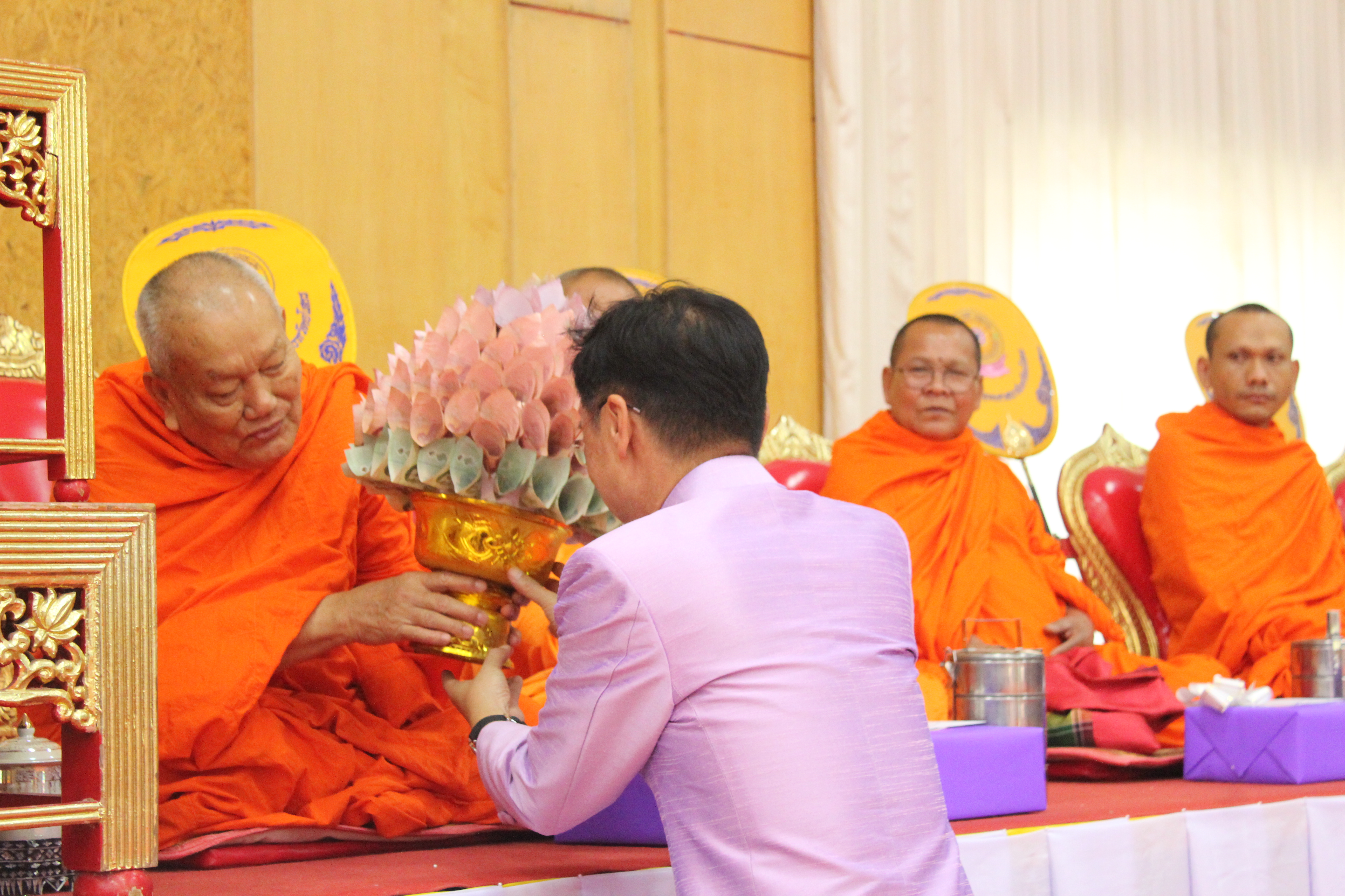 พช.ยโสธร  จัดงานทอดผ้าป่าสมทบกองทุนพัฒนาเด็กชนบทในพระราชูปถัมภ์สมเด็จพระเทพรัตนราชสุดาฯ สยามบรมราชกุมารี จังหวัดยโสธร เนื่องในปีมหามงคลที่สมเด็จพระกนิษฐาธิราชเจ้ากรมสมเด็จพระเทพรัตนราชสุดาฯ สยามบรมราชกุมารี ทรงพระชนมายุ 70 พรรษา ในวันที่ 2 เมษายน 2568