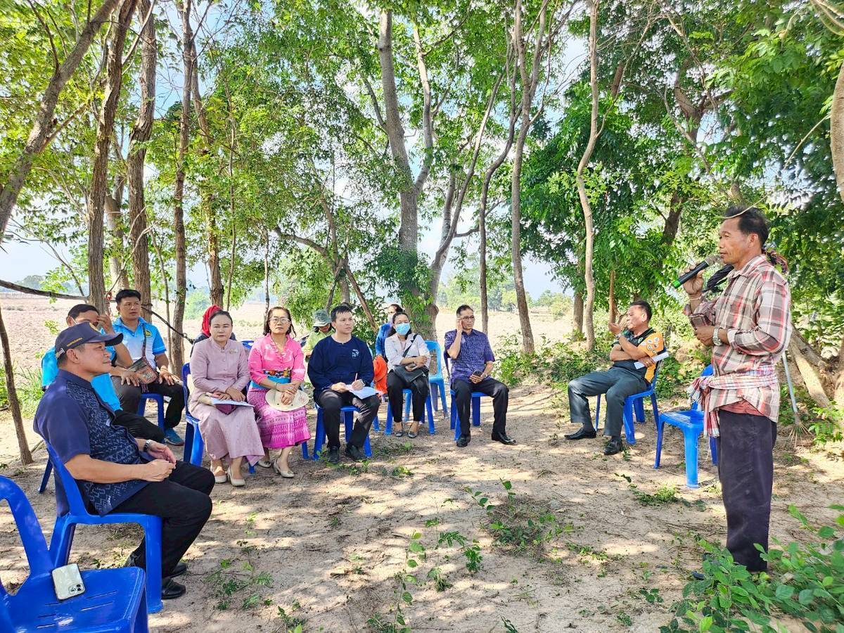 พช.ยโสธร  ร่วมประชุมการดำเนินโครงการ 1 จังหวัด 1 ศูนย์เรียนรู้โครงการอันเนื่องมาจากพระราชดำริต้นแบบ ประจำปีงบประมาณ พ.ศ.2568 และเข้าร่วมเป็นคณะกรรมการประเมินฯศูนย์เรียนรู้ตามแนวพระราชดำริ ลงพื้นที่ตรวจศูนย์ฯ โคกหนองนา นายไสว สมหวัง บ้านดอนกระยอม ตำบลทุ่งนางโอก