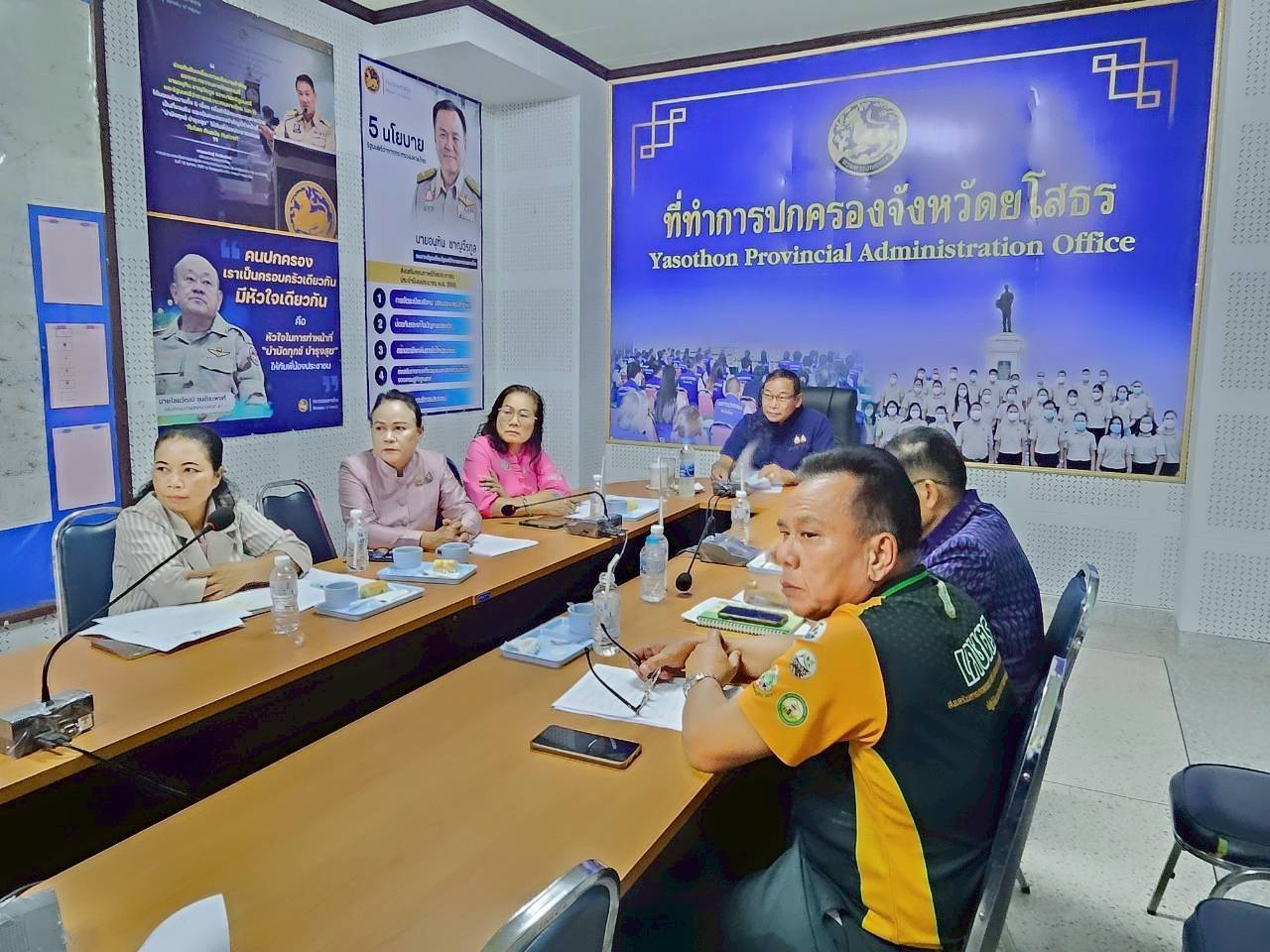 พช.ยโสธร  ร่วมประชุมการดำเนินโครงการ 1 จังหวัด 1 ศูนย์เรียนรู้โครงการอันเนื่องมาจากพระราชดำริต้นแบบ ประจำปีงบประมาณ พ.ศ.2568 และเข้าร่วมเป็นคณะกรรมการประเมินฯศูนย์เรียนรู้ตามแนวพระราชดำริ ลงพื้นที่ตรวจศูนย์ฯ โคกหนองนา นายไสว สมหวัง บ้านดอนกระยอม ตำบลทุ่งนางโอก