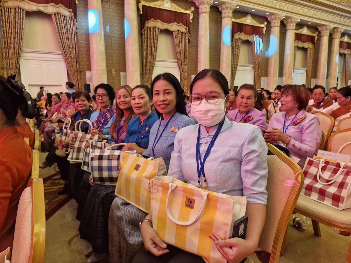 พช.ยโสธร  ร่วมพิธีเปิดโครงการ “พลังสตรีเพื่อการพัฒนา เสริมสร้างโอกาส สร้างอนาคต”